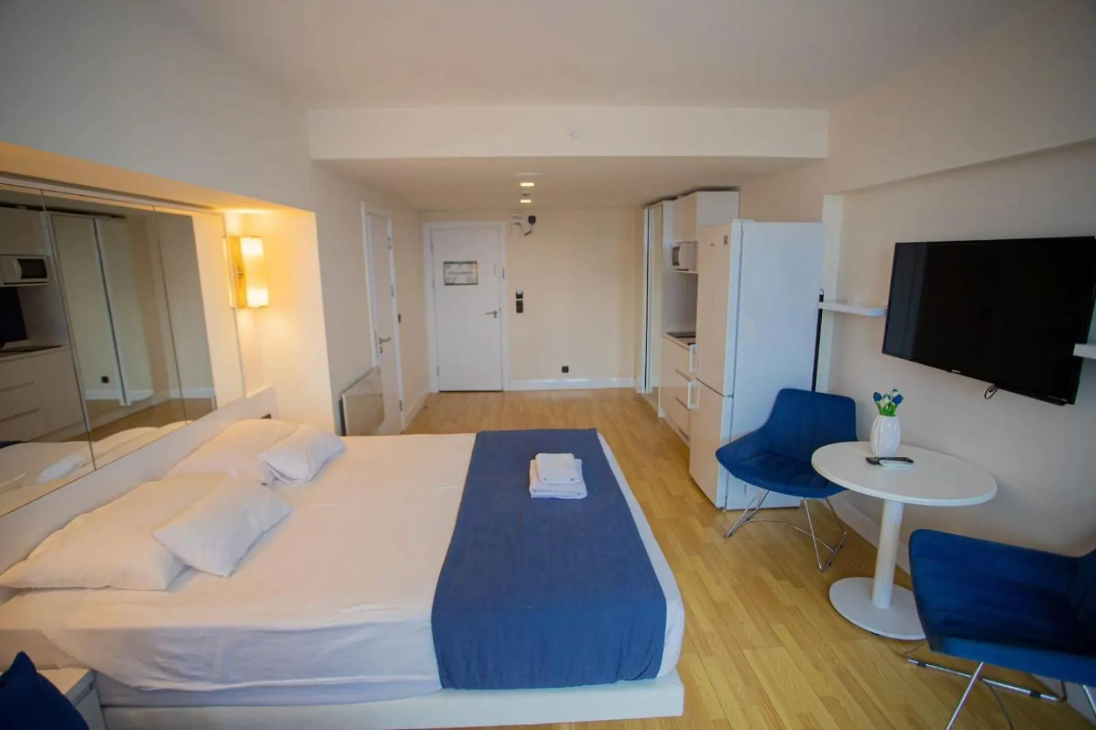 City Avenue Hotel Batumi Lejlighed